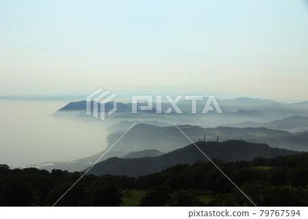 Sea of clouds in Uchiura Bay, Hokkaido Sea of clouds in Uchiura Bay, Hokkaido 79767594