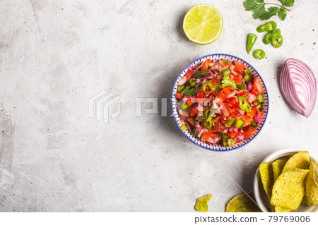Homemade salsa pico de gallo, mexican cuisine Homemade salsa pico de gallo, mexican cuisine 79769006