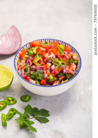 Salsa pico de gallo, traditional mexican cuisine Salsa pico de gallo, traditional mexican cuisine 79769008