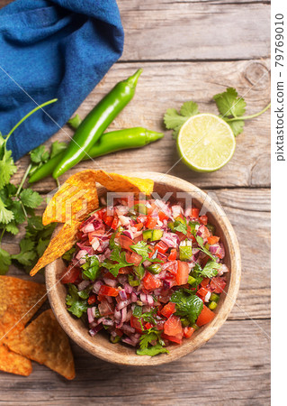 Homemade salsa pico de gallo, mexican cuisine 79769010