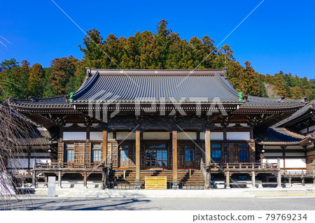Buddhist temple at Kuonji Temple in Minobu (Yamanashi Prefecture) 79769234