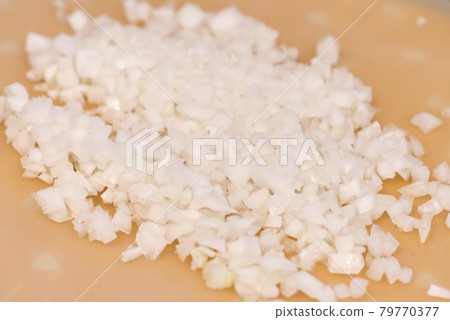 Chopped onion Chopped onion 79770377