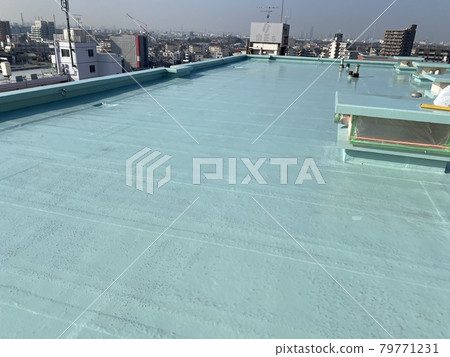 Urethane waterproof first layer rooftop 79771231