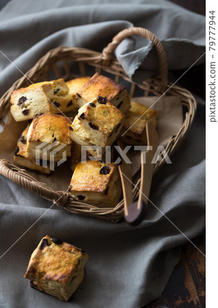 葡萄乾烤餅 葡萄乾烤餅 79777944