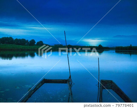 Niigata City Fukushimagata before dawn Niigata City Fukushimagata before dawn 79778401