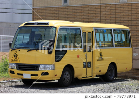 Kindergarten bus image Kindergarten bus image 79778971