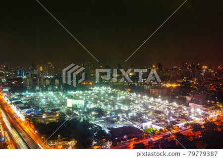 Panoramic view of cityscape and construction site in metropolis 79779387