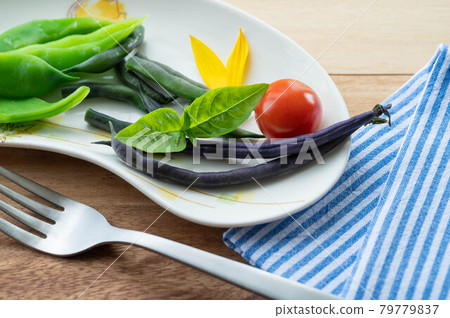 Italian bean and Morocco ingen salad Italian bean and Morocco ingen salad 79779837