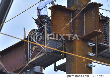 Steel frame assembly work 79779999