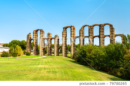 Aqueduct of the Miracles in Merida, Spain Aqueduct of the Miracles in Merida, Spain 79780265