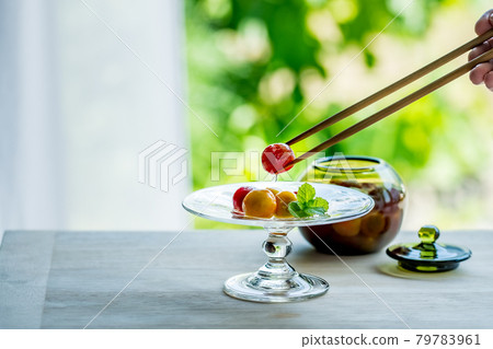 cherry tomato, cherry tomatoes, mini tomatoes 79783961