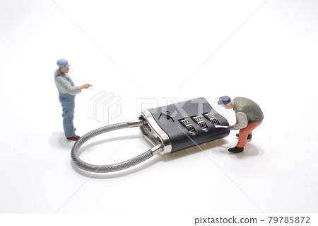 the little man is trying to break the password lock. the little man is trying to break the password lock. 79785872