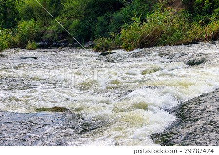 Rapids on the Inhulets river in Kryvyi Rih, Ukraine 79787474