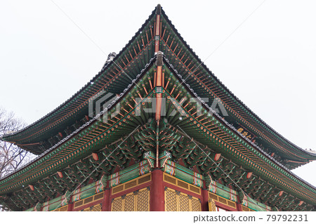 冬天的昌德宮殿仁政殿 79792231