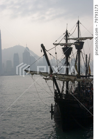 theSailing Ship at Ocean Terminal, hong kong 29 Oct 2005 theSailing Ship at Ocean Terminal, hong kong 29 Oct 2005 79793173