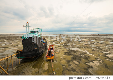 Scenic seaside rainy season.5 Scenic seaside rainy season.5 79793813