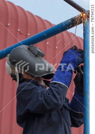 Welding work. Welding work. 79794315