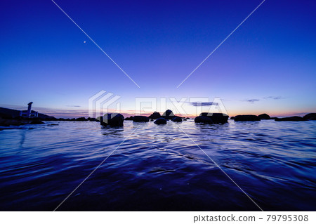 Evening and night views of Futamigaura, Itoshima City Evening and night views of Futamigaura, Itoshima City 79795308