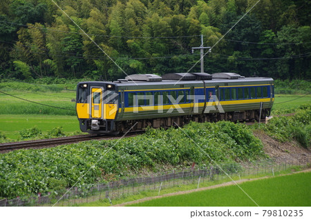 山陰線特快衝（木葉187）2 79810235