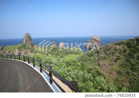 Nishinoshima Kuniga Coast and strange rocks 79810935