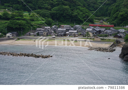 日本海沿岸山陰線柴油車（Kiha 47）2 79811386