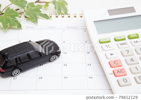 汽車和計算器日曆背景 79812129