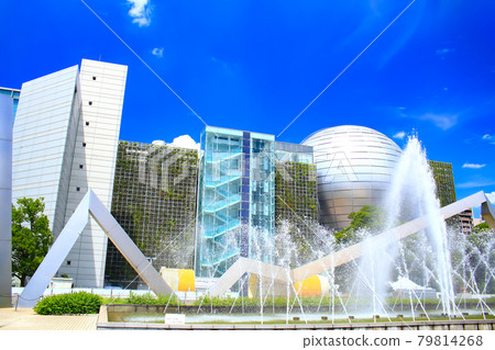 名古屋市科學館的風景和噴泉 79814268