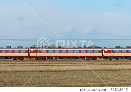 北陸本線 三河加賀笠間 JR 西 485 系列 A04 編隊（京都）⑧ 茂葉 484-315 山邊 79818645