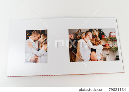 page photobook from photo shoot of couple during pregnancy in new year's kitchen page photobook from photo shoot of couple during pregnancy in new year's kitchen 79821184