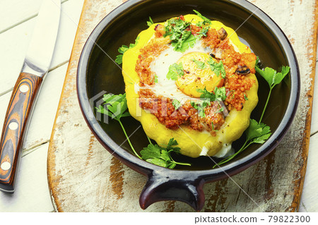 Baked stuffed squash or patisson Baked stuffed squash or patisson 79822300