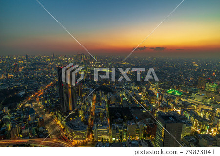 黃昏的東京池袋 黃昏的東京池袋 79823041