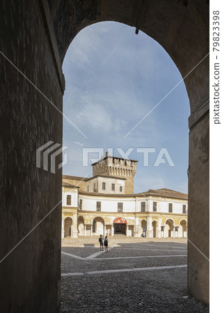 Castello square in Mantua, Italy 79823398