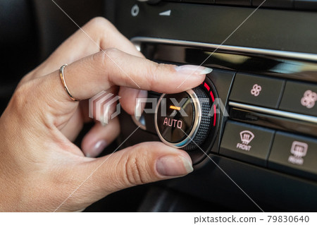 Climate control in the car Climate control in the car 79830640