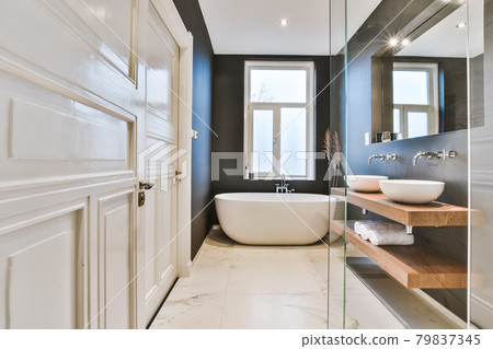 Interior design of beautiful and elegant bathroom 79837345