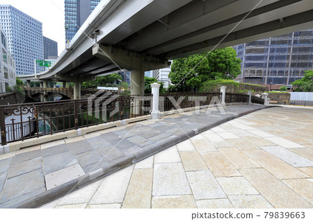 東京大手町日本橋上的常盤橋 東京大手町日本橋上的常盤橋 79839663