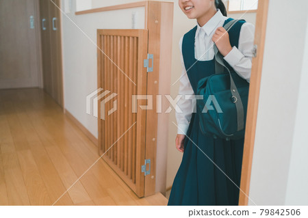 Junior high school students returning home Junior high school students returning home 79842506