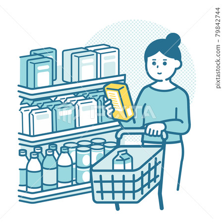 Women shopping 79842744