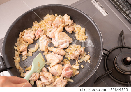 Curry recipe No18 made with three kinds of spices without using roux Curry recipe No18 made with three kinds of spices without using roux 79844753