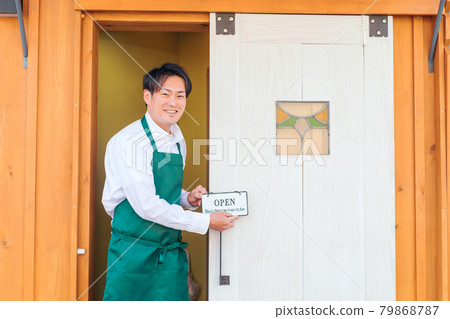 咖啡廳/餐廳/餐廳工作人員準備開業 79868787