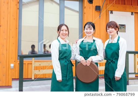 Cafe / restaurant / coffee shop / restaurant staff Cafe / restaurant / coffee shop / restaurant staff 79868799