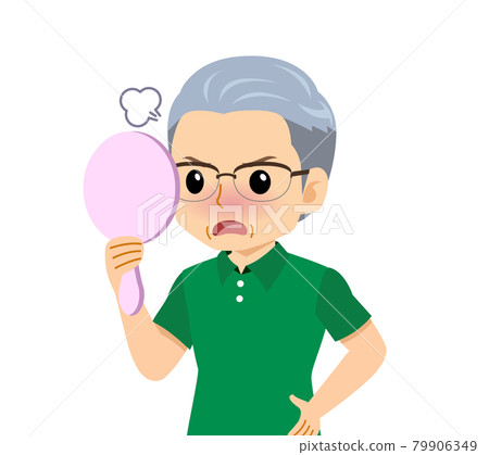 White-haired man in short sleeves 79906349