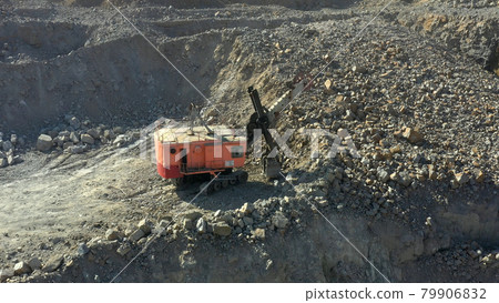 Quarry for the extraction of granite. Granite quarry. Quarry for the extraction of granite. Granite quarry. 79906832