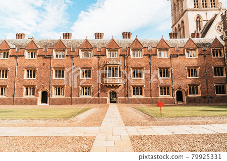 Beautiful Architecture St. John's College in Cambridge Beautiful Architecture St. John's College in Cambridge 79925331
