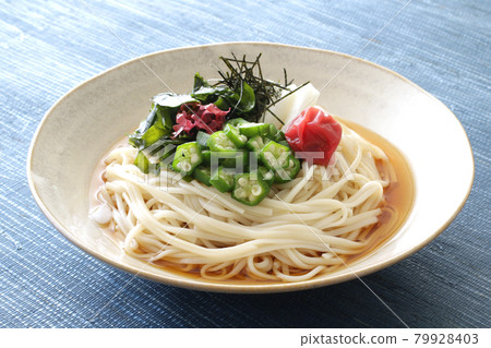 夏季冷凍顏射烏冬面 夏季冷凍顏射烏冬面 79928403