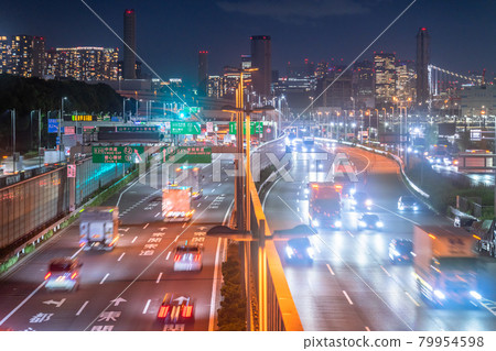 《Tokyo》 Traffic image ・ Oi Wharf on the Metropolitan Expressway Bayshore Line 《Tokyo》 Traffic image ・ Oi Wharf on the Metropolitan Expressway Bayshore Line 79954598