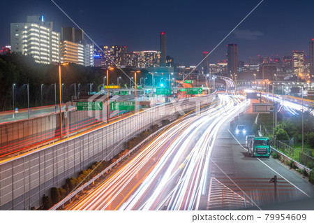 《Tokyo》 Traffic image ・ Oi Wharf on the Metropolitan Expressway Bayshore Line 《Tokyo》 Traffic image ・ Oi Wharf on the Metropolitan Expressway Bayshore Line 79954609