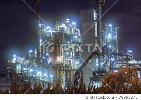 "Kanagawa Prefecture" Factory night view, Keihin industrial area "Kanagawa Prefecture" Factory night view, Keihin industrial area 79955275