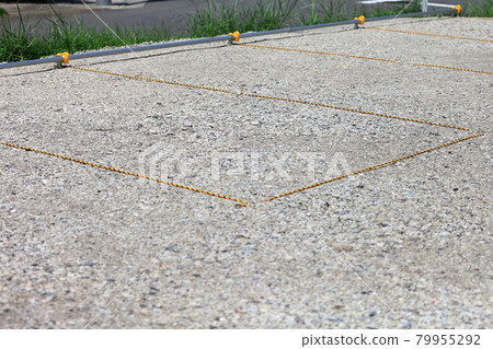 帶有碎石的停車場圖像 帶有碎石的停車場圖像 79955292