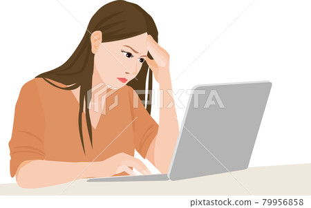 一個女人在個人電腦前遇到麻煩 79956858