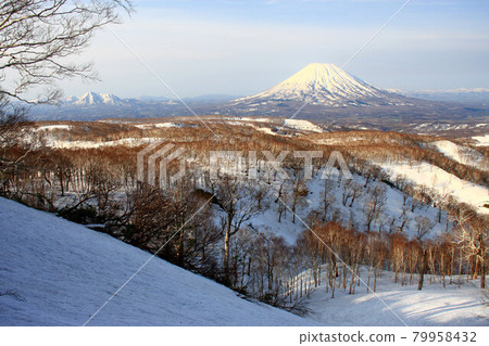 Mt. Yotei and Mt. Shiribetsu during the snowy season seen from Mt. Ponkuto 79958432